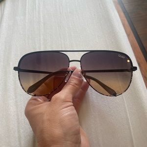 Quay aviators. High key 126.